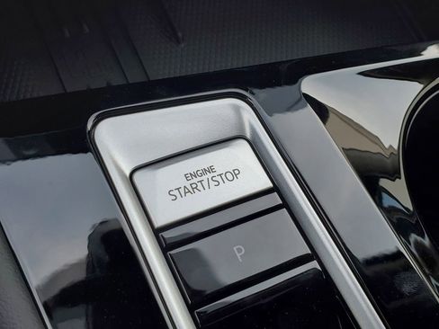 New 2026 Volkswagen Atlas SE FWD image 30