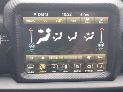 Used 2023 Jeep Wrangler Unlimited Sahara AWD/4WD image 19