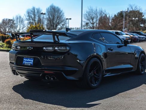 Used 2020 Chevrolet Camaro ZL1 image 7