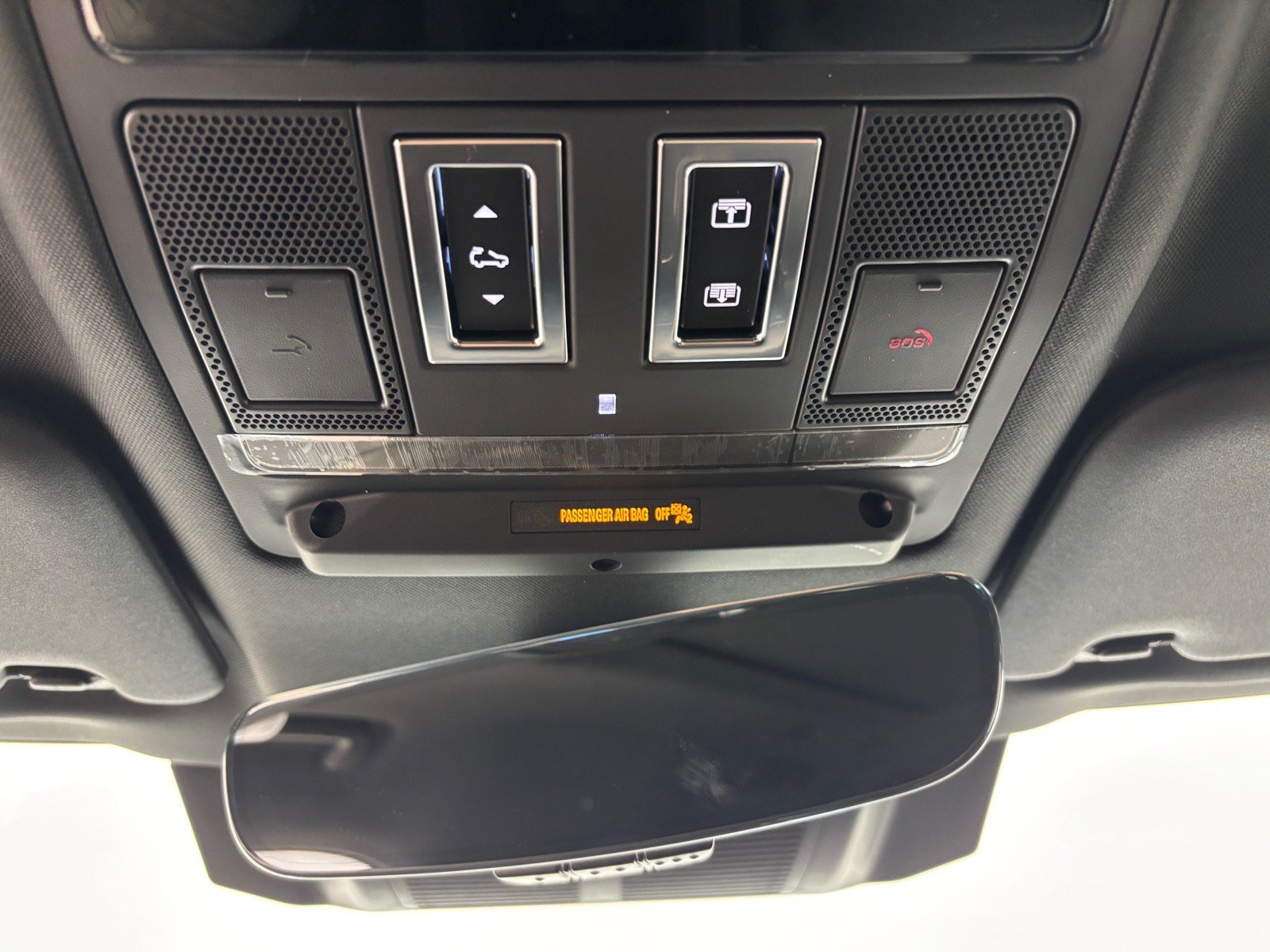 Used 2026 Land Rover Defender 110 S AWD/4WD image 12