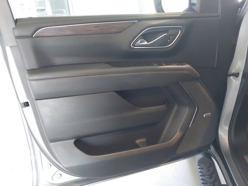 New 2024 Chevrolet Tahoe Z71 w/ Luxury Package AWD/4WD image 25