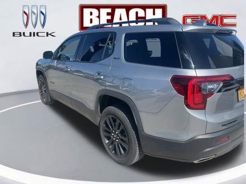 Used 2023 GMC Acadia SLT w/ Elevation Edition image 5