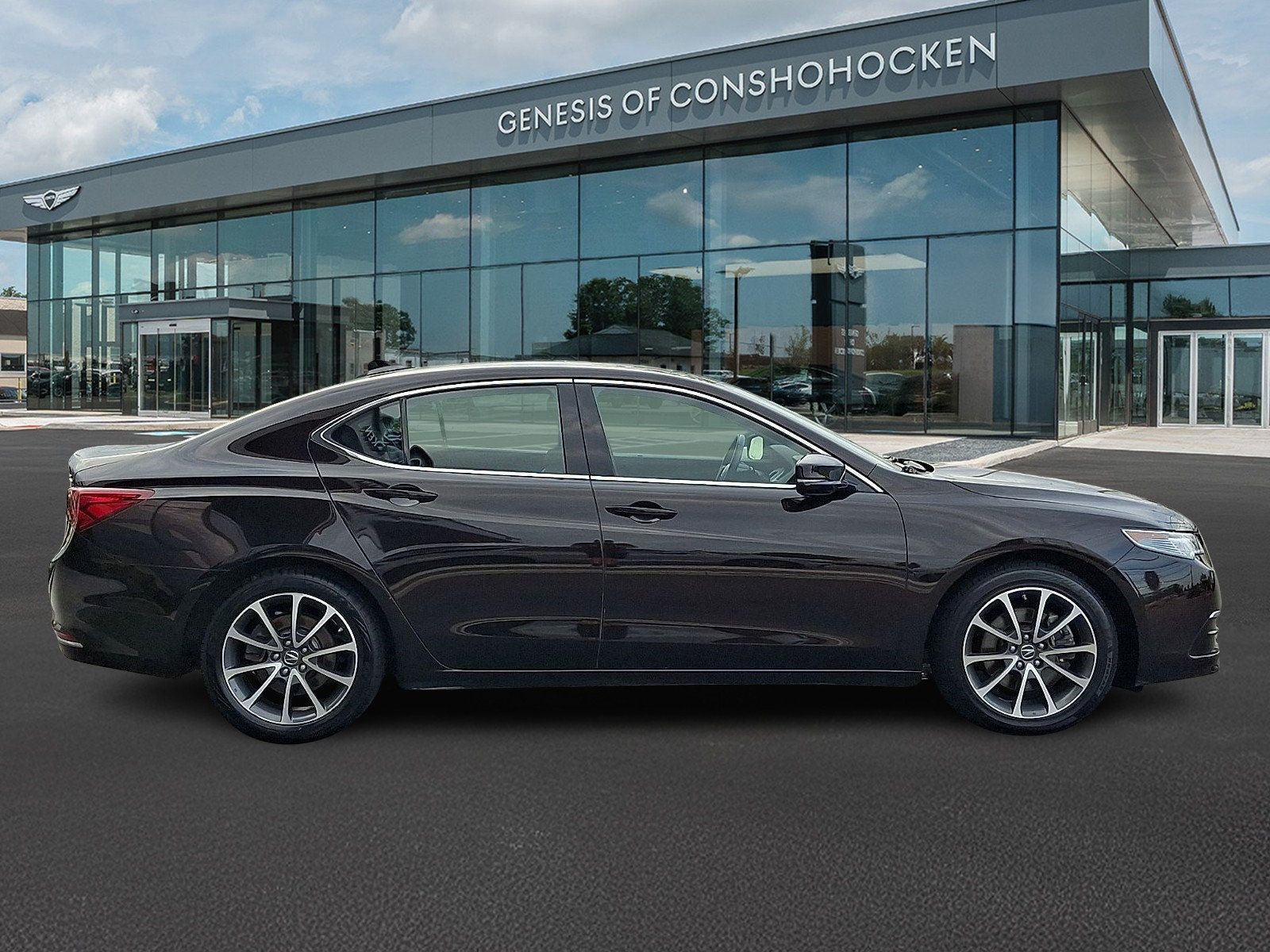 Used 2015 Acura TLX w/ Technology Package FWD image 7
