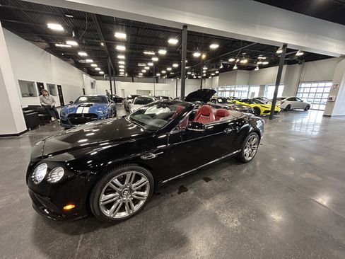 Used 2016 Bentley Continental GT image 8