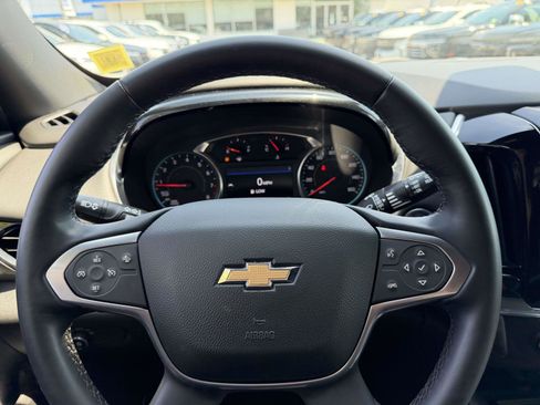 Used 2023 Chevrolet Traverse LT AWD/4WD image 34