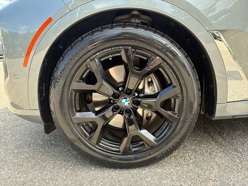 Used 2023 BMW X7 xDrive40i w/ Premium Package AWD/4WD image 27