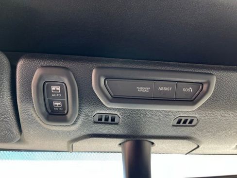 Used 2023 Jeep Wrangler Unlimited w/ Sun & Screen Package AWD/4WD image 25