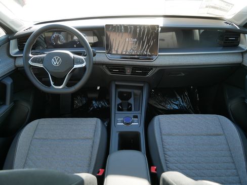 New 2025 Volkswagen Tiguan S image 9