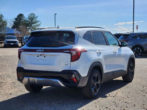 New 2026 Kia Seltos EX image 3