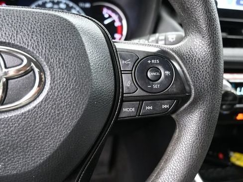Certified 2024 Toyota RAV4 XLE AWD/4WD image 19