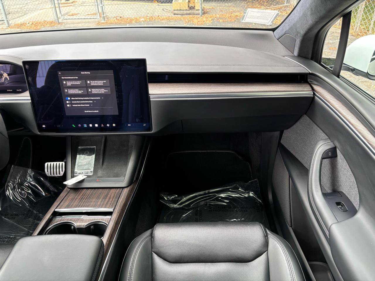 Used 2023 Tesla Model X AWD/4WD image 19