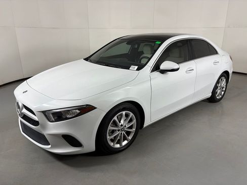 Used 2020 Mercedes-Benz A 220 image 4