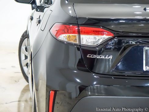 Used 2023 Toyota Corolla LE FWD image 8