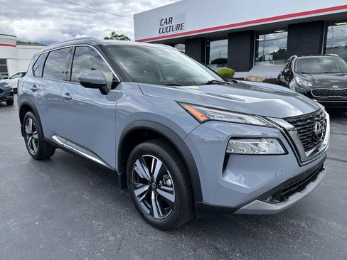 Used 2021 Nissan Rogue SL FWD image 1