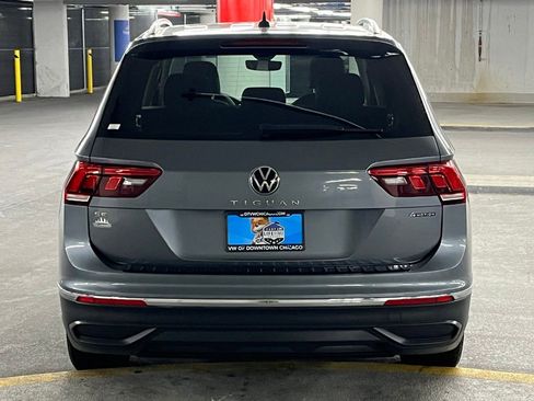 Used 2023 Volkswagen Tiguan SE w/ Panoramic Sunroof Package image 33