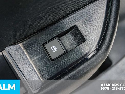 Used 2024 Nissan Rogue S FWD image 48
