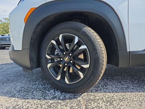 Used 2022 Chevrolet TrailBlazer LT w/ Convenience Package image 32