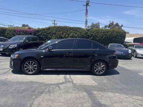 Used 2017 Mitsubishi Lancer ES image 4