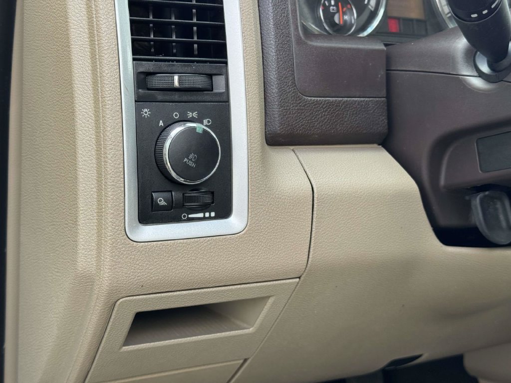Used 2009 Dodge Ram 1500 Truck SLT w/ Popular Equipment Group AWD/4WD image 8