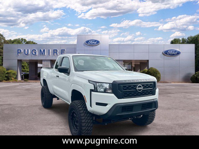Used 2022 Nissan Frontier S RWD image 1