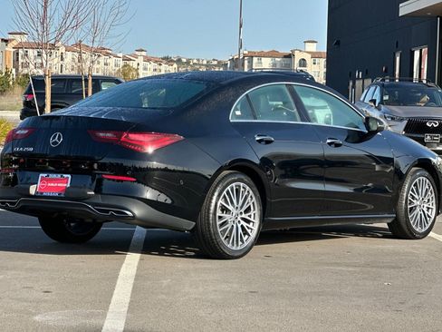 Used 2025 Mercedes-Benz CLA 250 image 4