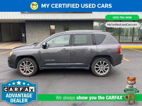 Used 2017 Jeep Compass Latitude AWD/4WD image 8