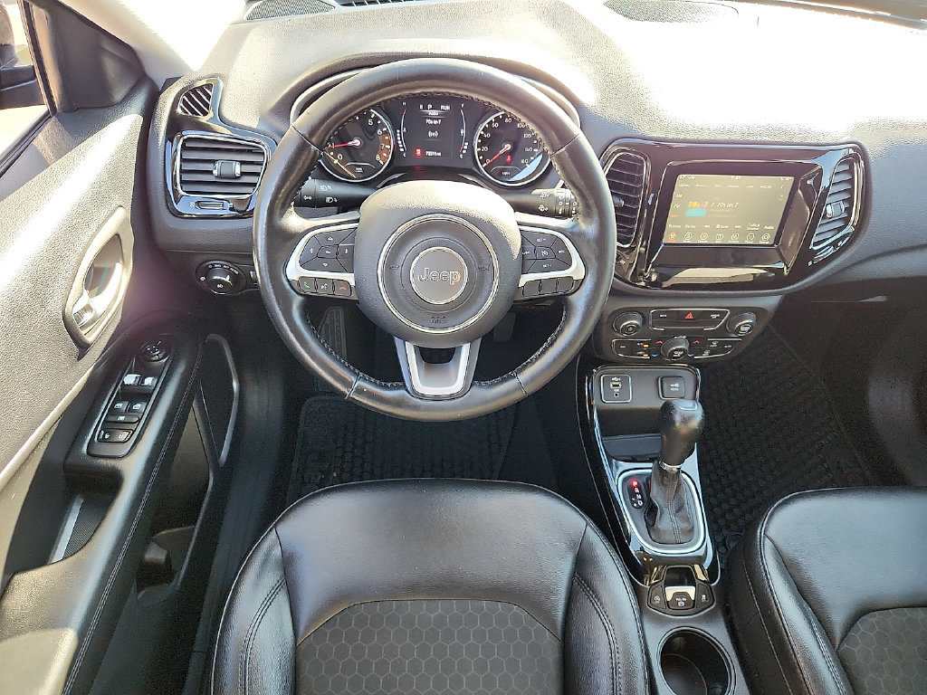 Used 2020 Jeep Compass Latitude FWD image 11