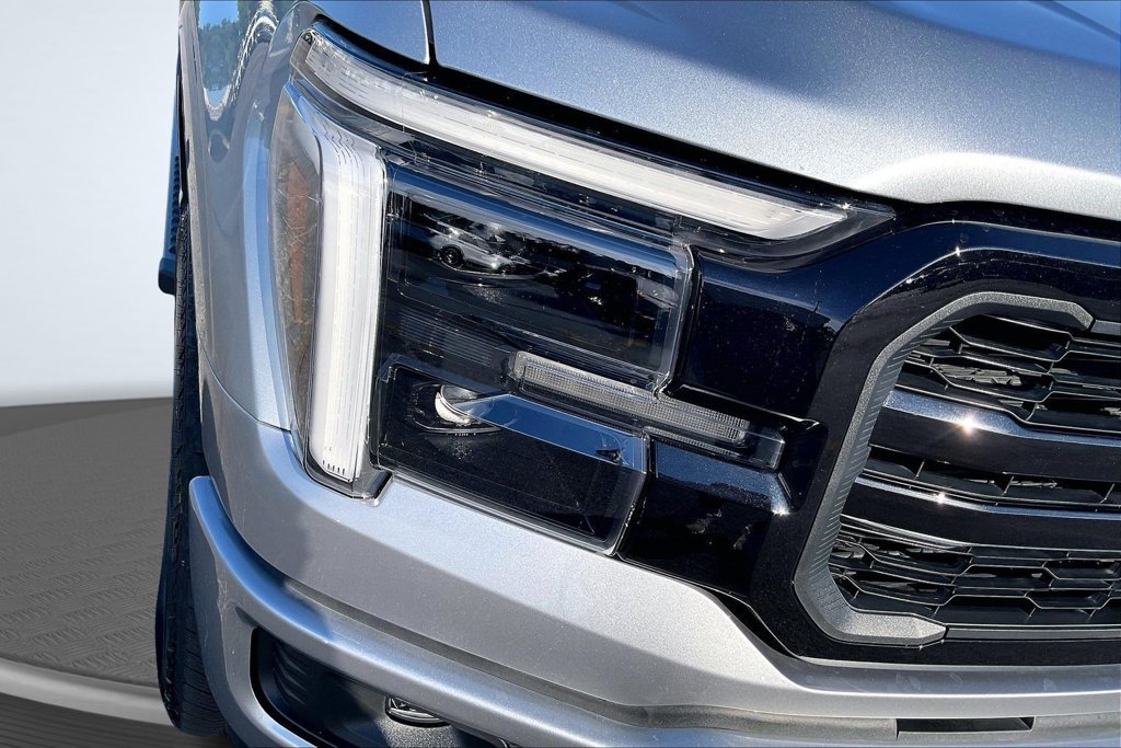 Used 2025 Ford F150 Lariat w/ Equipment Group 501A Mid AWD/4WD image 34