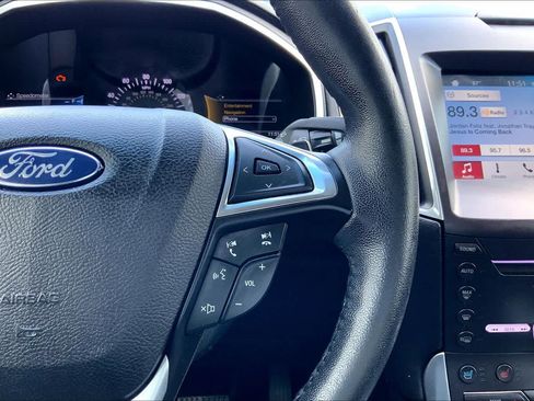 Used 2016 Ford Edge Titanium w/ Equipment Group 301A FWD image 24