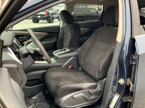 Used 2017 Nissan Murano S image 7