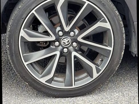 Used 2021 Toyota Corolla XSE FWD image 18