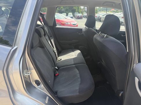 Used 2010 Honda Fit Sport image 12