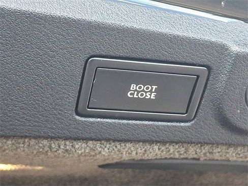 Used 2014 Bentley Continental GT image 42