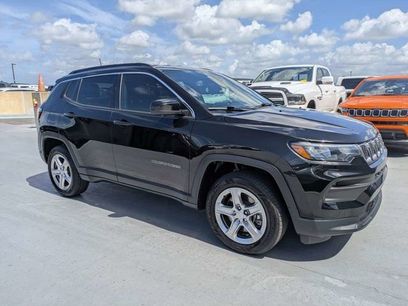 Used 2023 Jeep Compass Latitude w/ Convenience Group