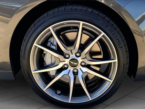 Used 2026 Genesis G70 2.5T image 11