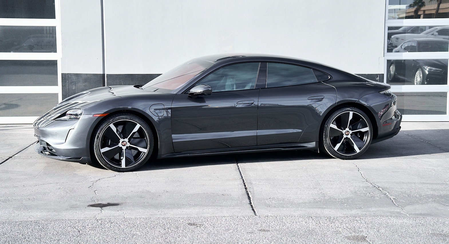 Used 2021 Porsche Taycan Turbo S AWD/4WD image 1