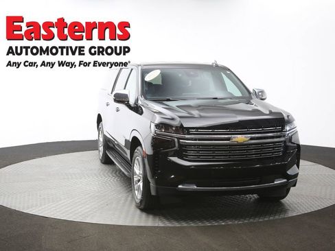 Used 2024 Chevrolet Suburban Premier RWD image 56