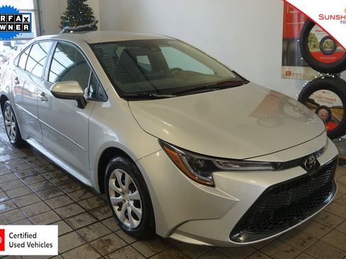 Used 2022 Toyota Corolla LE image 1