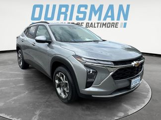 Used 2025 Chevrolet Trax LT w/ Driver Confidence Package FWD video 1