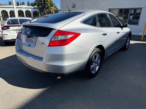 Used 2010 Honda Crosstour EX image 5