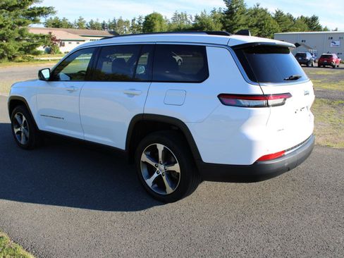 Used 2023 Jeep Grand Cherokee L Limited w/ Trailer Tow Group (B) AWD/4WD image 7
