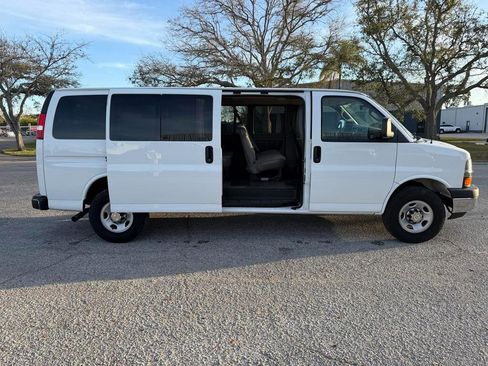 Used 2024 Chevrolet Express 3500 LT w/ LT Preferred Equipment Group image 6