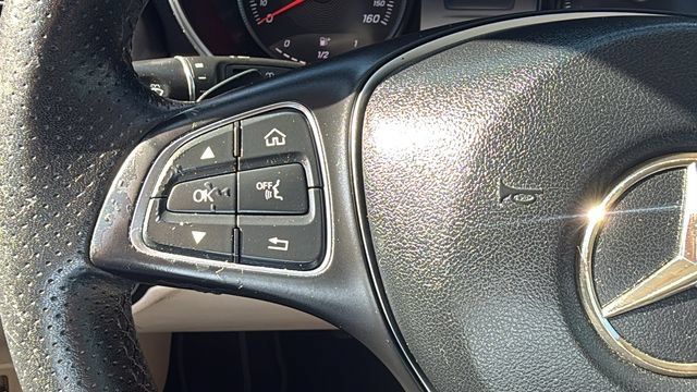 Used 2018 Mercedes-Benz GLC 300 image 18