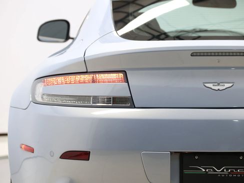 Used 2011 Aston Martin V8 Vantage Coupe RWD image 43