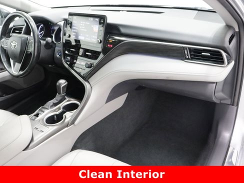 Used 2024 Toyota Camry XLE image 37