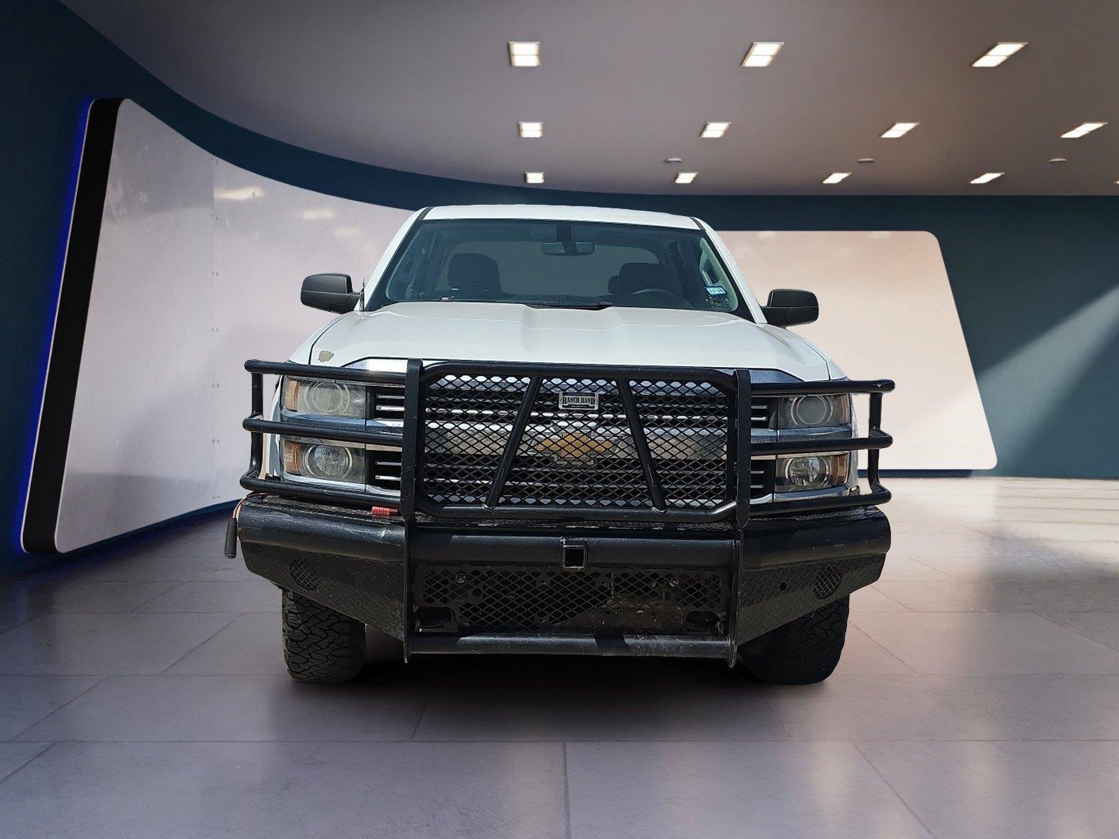 Used 2015 Chevrolet Silverado 2500 W/T AWD/4WD image 8