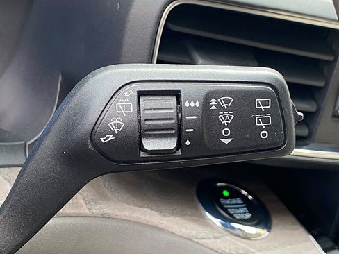 Certified 2021 Ford Explorer Platinum w/ Equipment Group 601A image 57