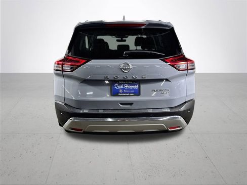 Used 2022 Nissan Rogue Platinum w/ Head-Up Display Package AWD/4WD image 7