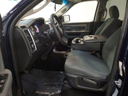 Used 2016 RAM 2500 SLT image 10