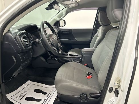 Used 2021 Toyota Tacoma SR w/ SX Package AWD/4WD image 9